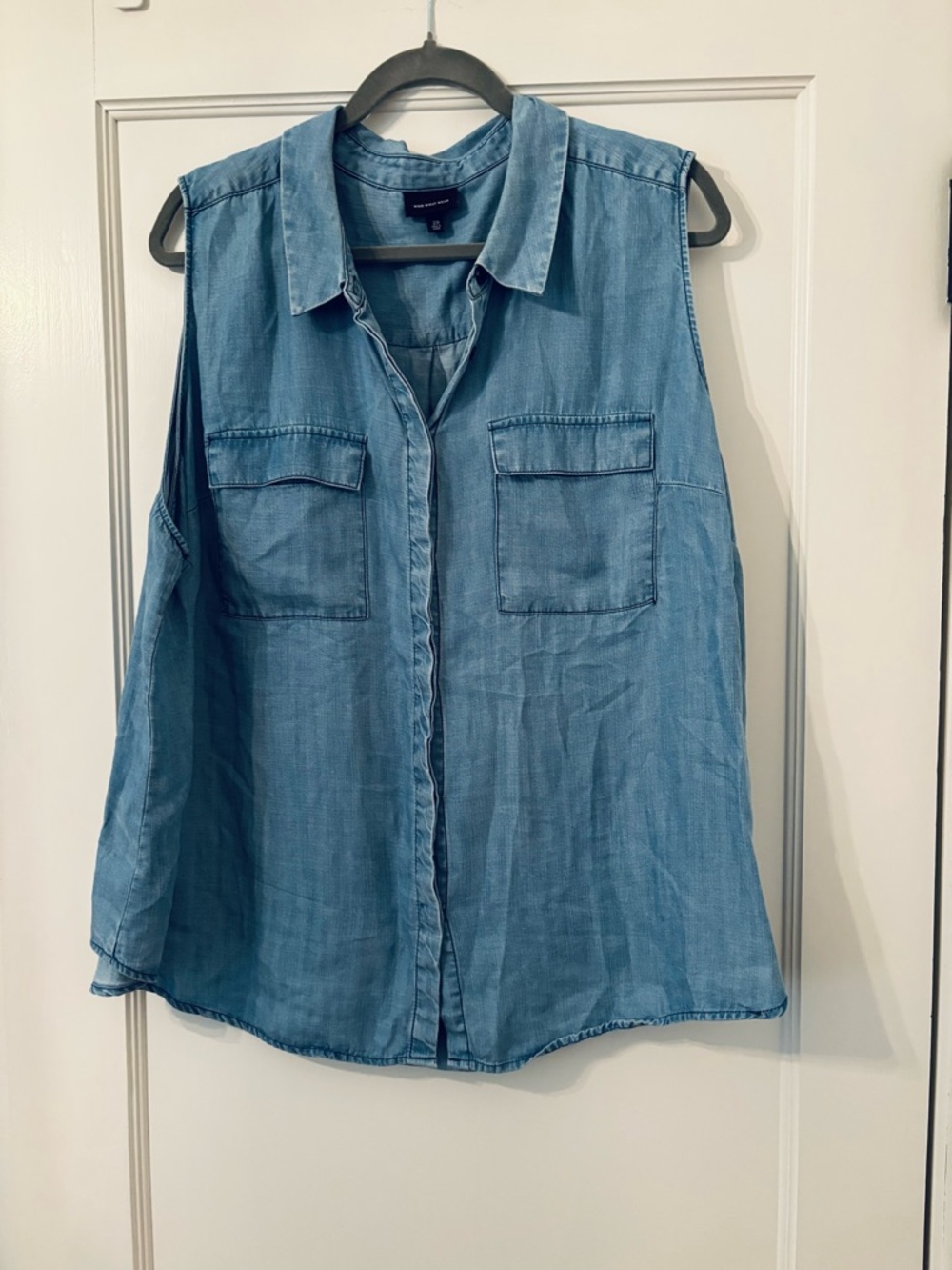 Who What Wear Light Blue Sleeveless Denim Shirt